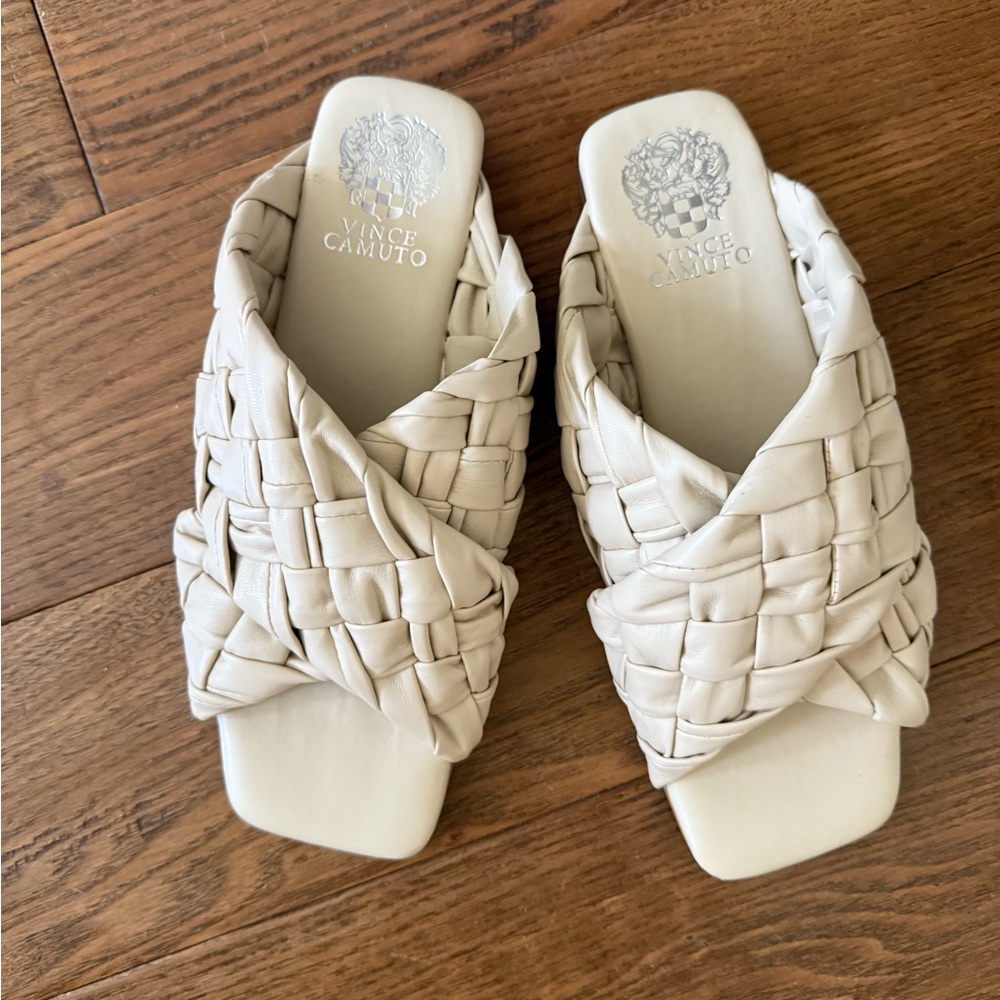 Vince Camuto Women's Tan Woven Sandals